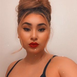 Meet your Posher, Liliana